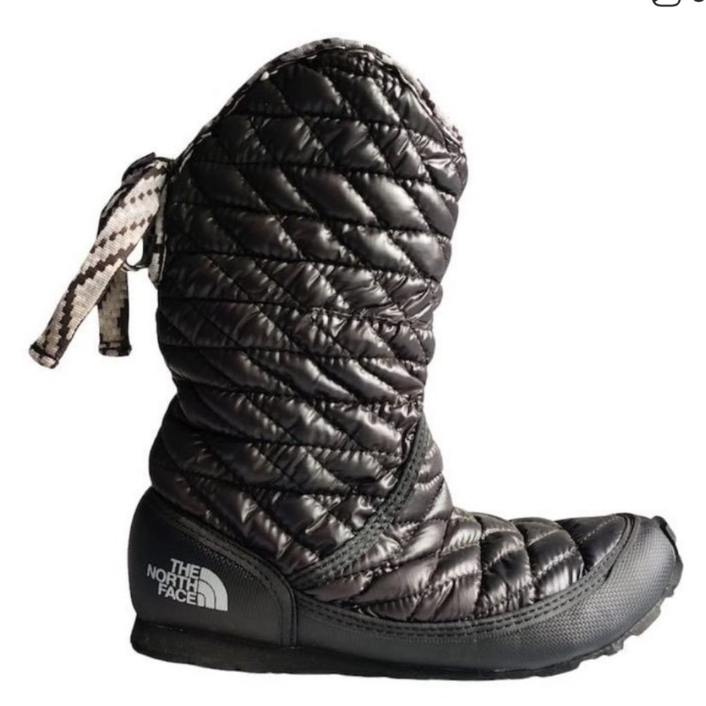 The North Face Shiny Black Quilted Thermoball Puffer Boots Women’s Size 8